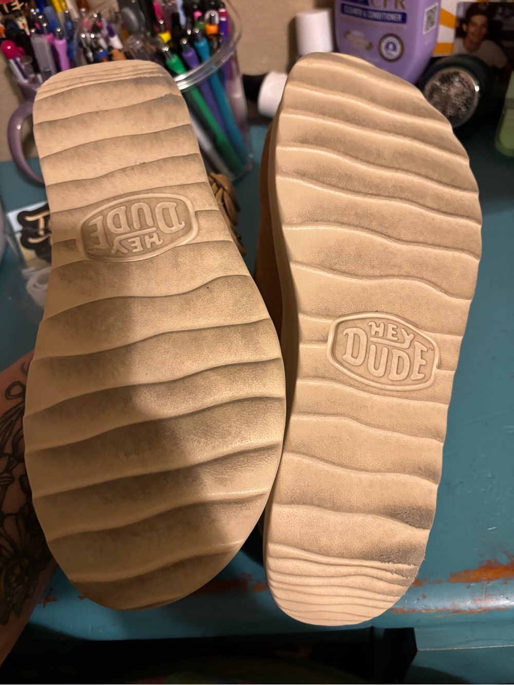 Hey Dude Delray Clog Suede - Picture 8 of 8